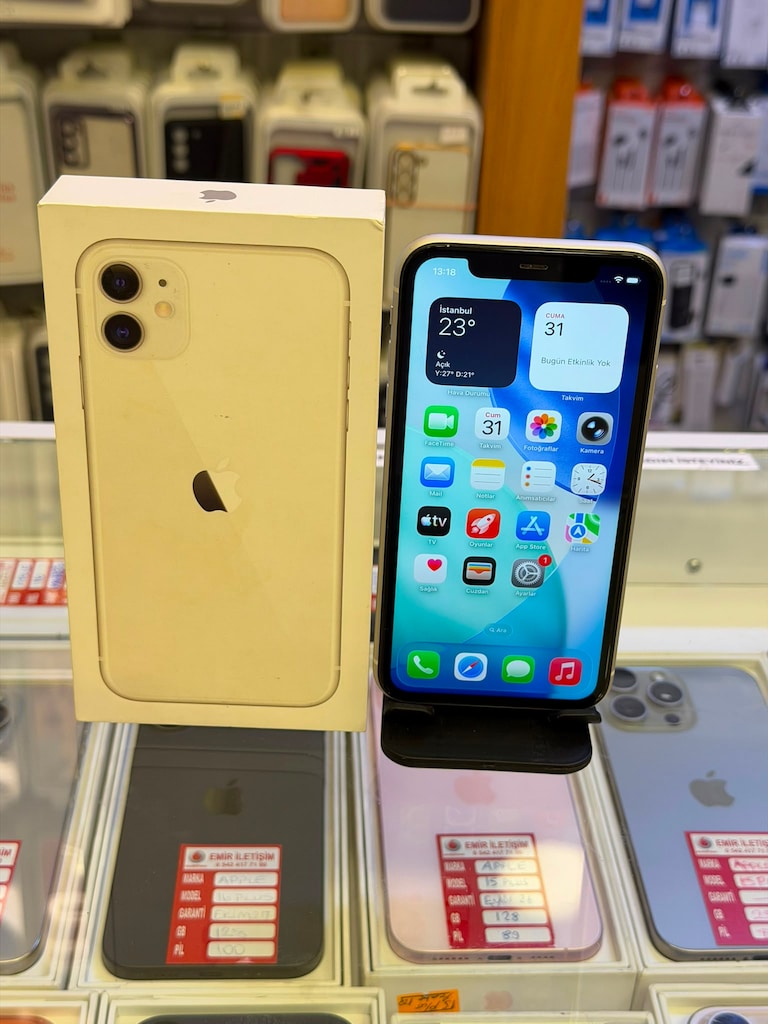 iphone 11 orjinal isteyenlere takasa açık - 11
