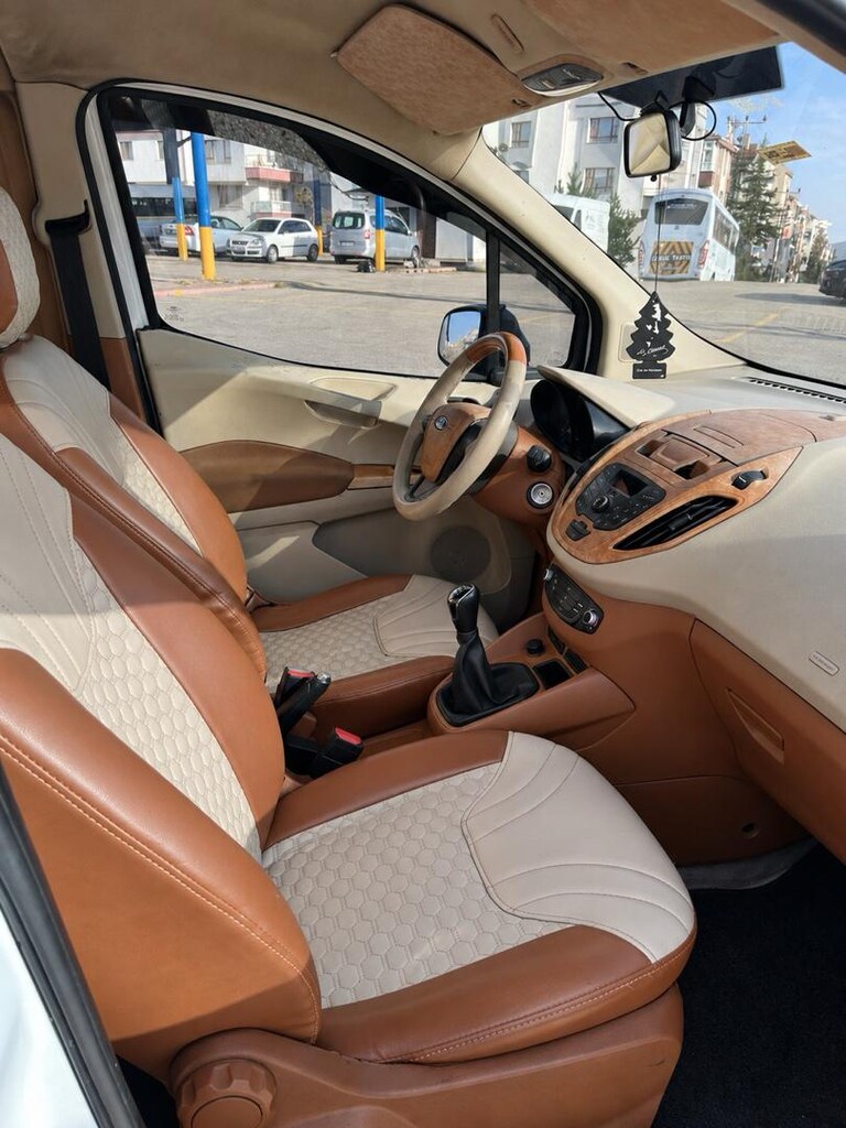 SAHİBÜNDEN AİLE ARACI TEMİZ SIFIR MOTOR - 5