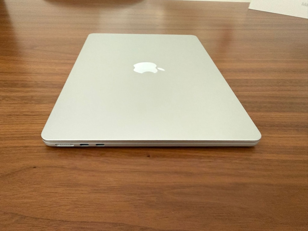 MACBOOK AIR M4 - 16GB RAM - 256 GB SSD - APPLE TRACKPAD HEDIYELI - 10