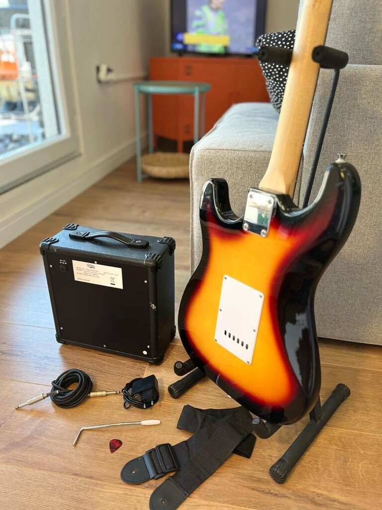FULL SET MUSIC STATION SSS STRAT ELEKTRO GİTAR + MİDEX 25BTU AMFİ - 9