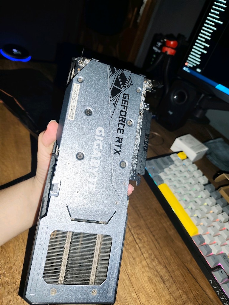 GIGABYTE Gefoce RTX 3060 ekran kartı - 3