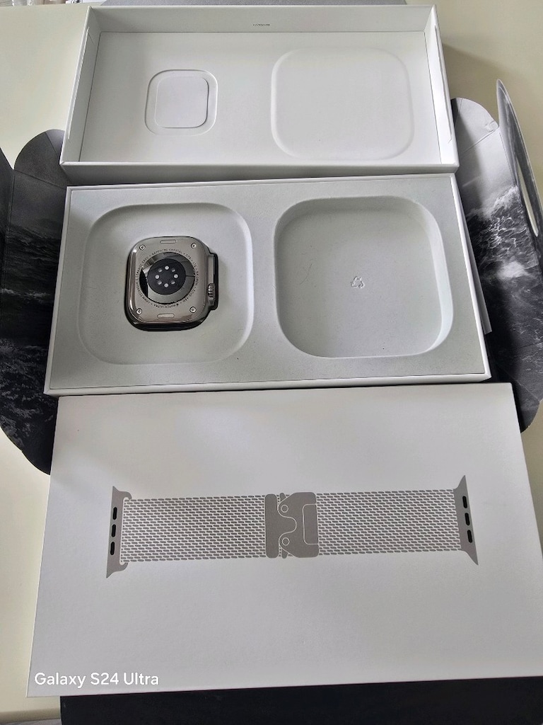 Iphon Apple watch ultra 2 - 4