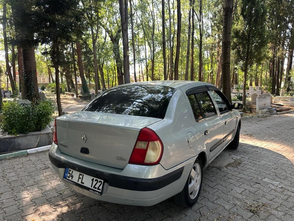 2004 model 1.4 Clio - 6