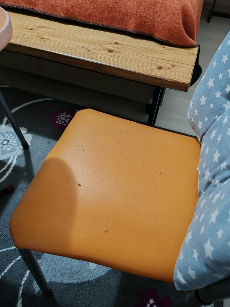 Katlanır masa ve 4 Sandalye - 10