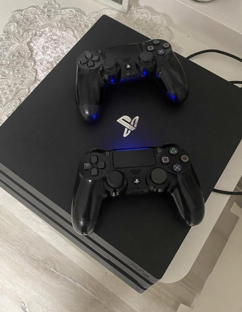 PS4 Pro 1TB Cift Kol - 2
