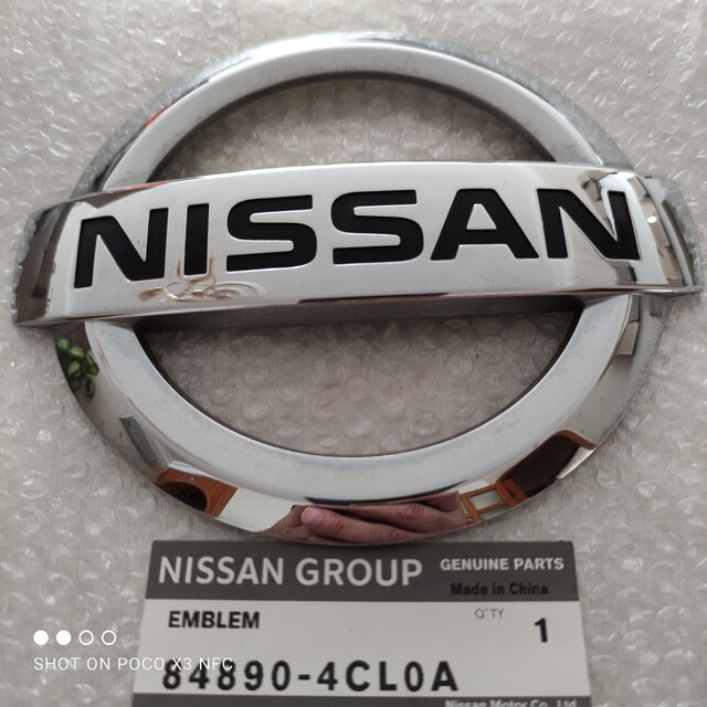 Nissan XTrail Arka Bagaj Arması Orjinal