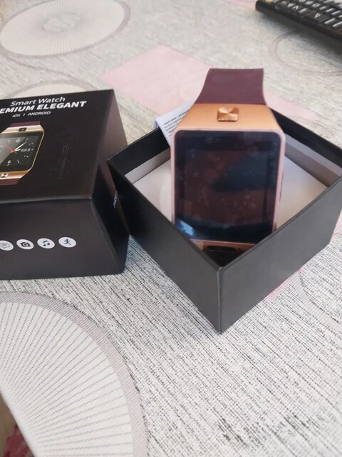 Yeni akıllı saat telefon hiç açılmadı sifirdir