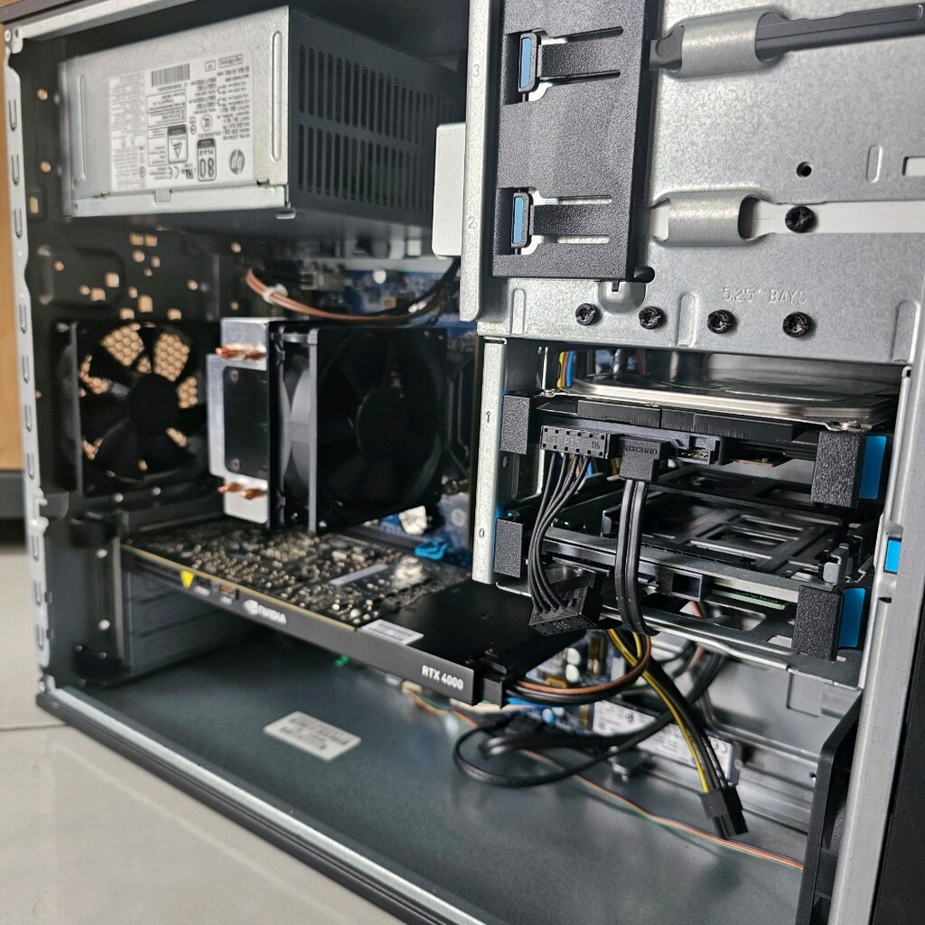 Hp Z2 G4 Workstation - E2144G 32GB RTX 4000 8GB 500GB NVMe W11pro - 2