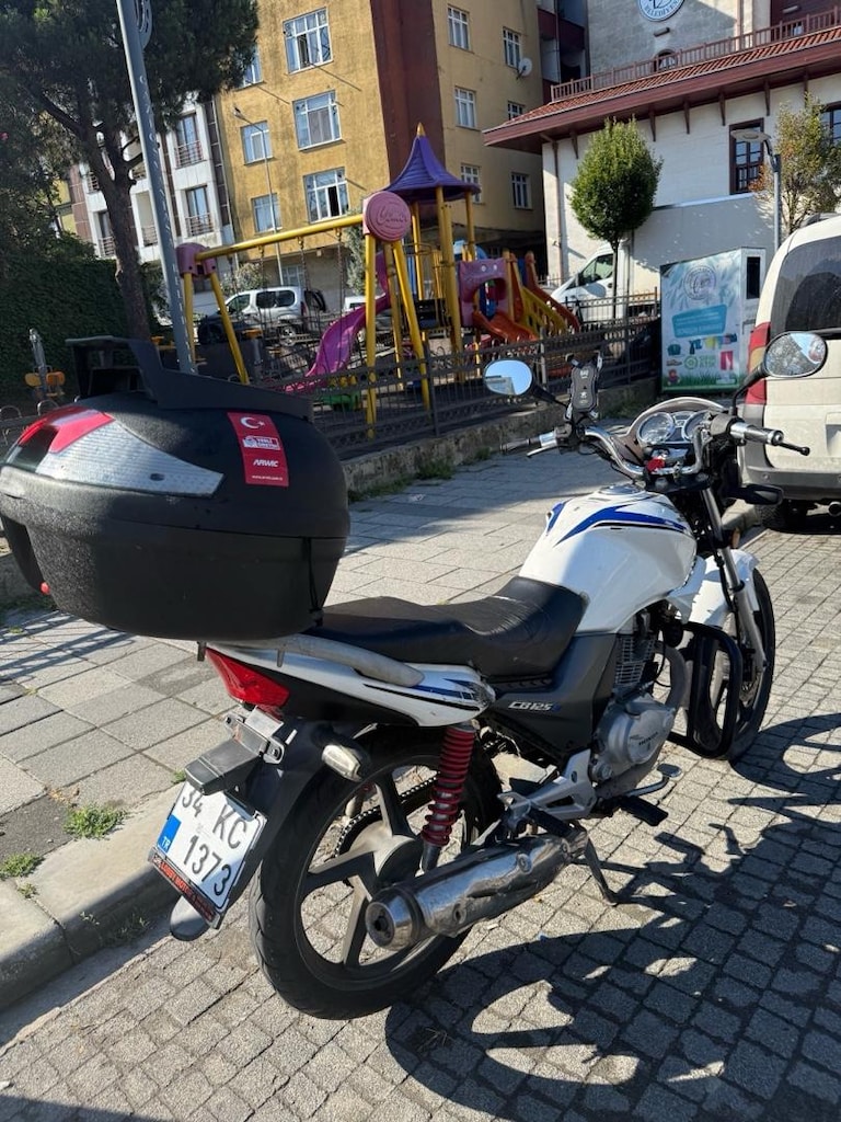 2028 TEMMUZA KADAR MUAYENESİ VAR CB125E - 5