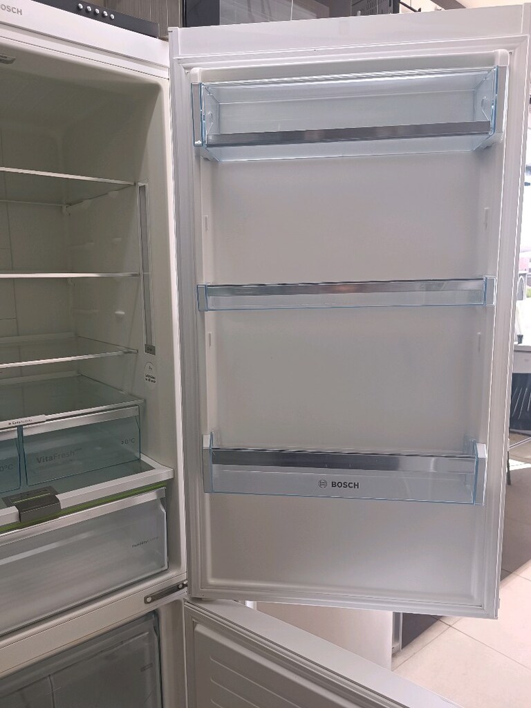 Bosch marka 560 litre alttan donduruculu no frost buzdolabı - 2