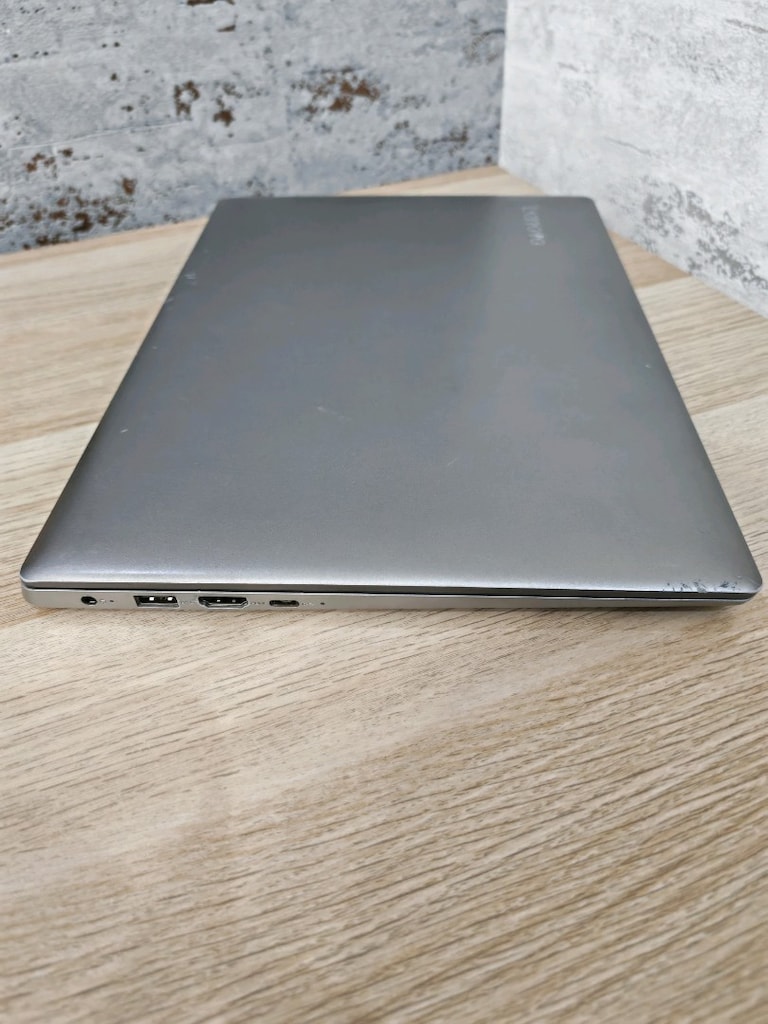 14 inc Lenovo Celeron N 3350 - 5