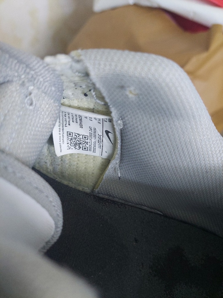 Nike spor ayakkabı. 47 numara. Temiz. Yırtığı söküğü yok - 13