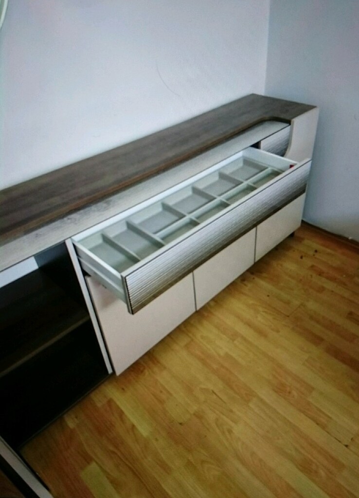 Konsol büfe - 3