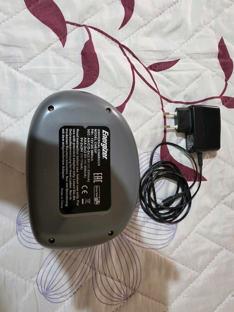 Energizer Universal Şarj Aleti - 2