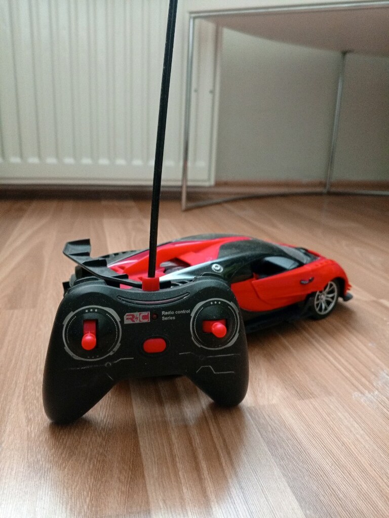 Rc Bugatti araç - 4