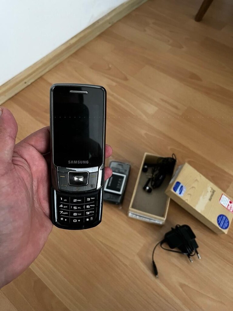 B-5207 kayıtlı - 2