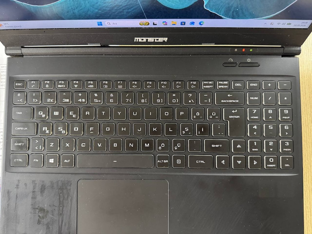 MONSTER *İ5 10300H İŞLEMCİ *16GB DDR4 RAM *256GB SSD *1650Tİ 4GB E.K - 5