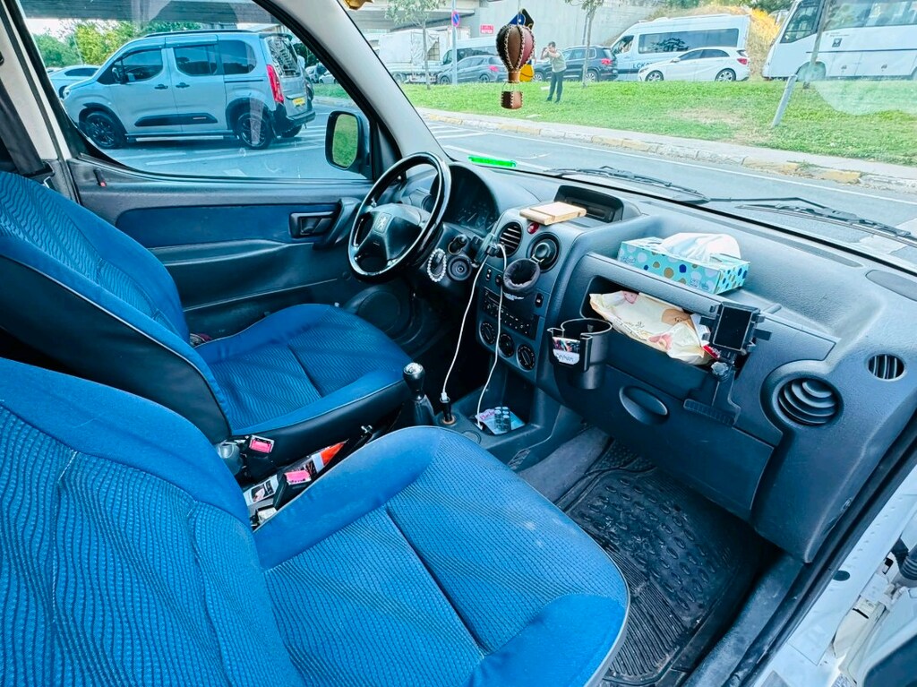 2009 Peugeot Partner Hatasız/Boyasız/4 LASTİK SIFIR-LASSA(14 BİN LİRA) - 9