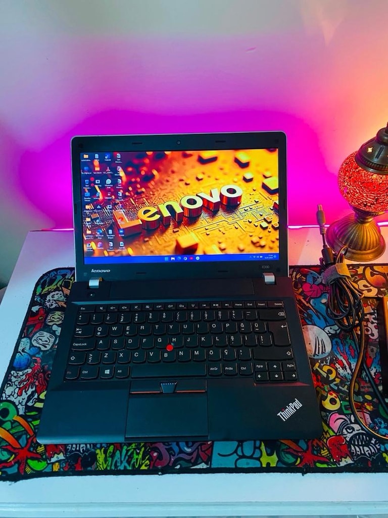 LENOVO i5-8 GB RAM-128 GB SSD LAPTOP - 6