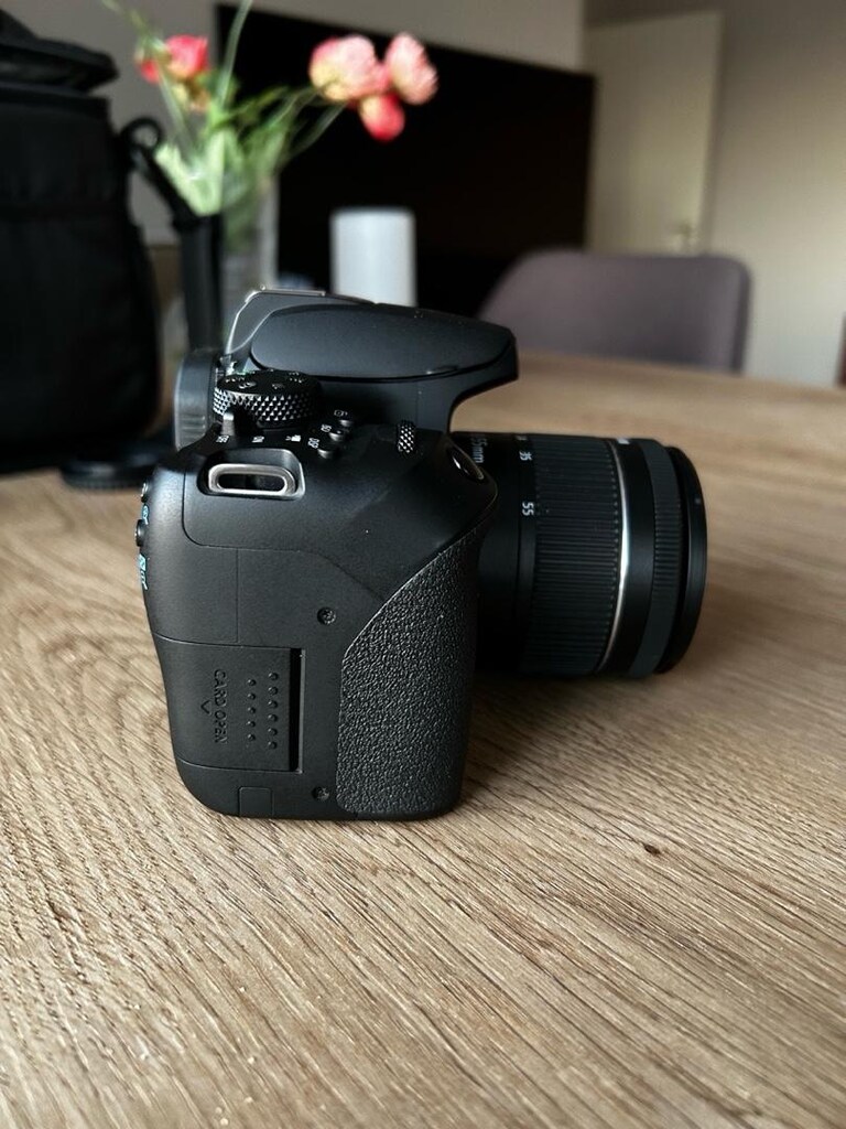 Canon 850D / Yalnızca Body - 10