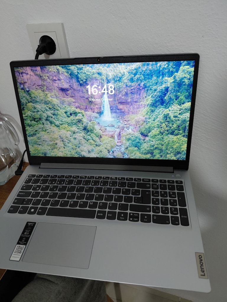 lenovo ideapad 1 intel celeron N4020 - 4