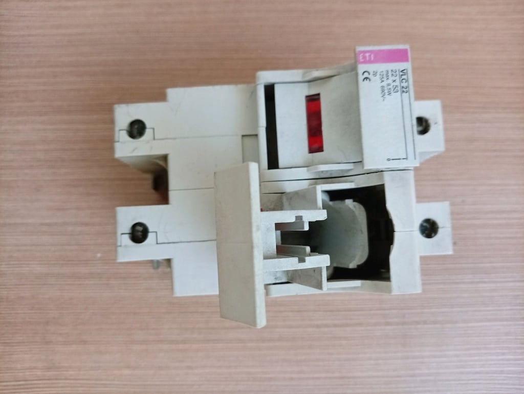 Sigorta yuvası 22x58 ray tipi İkinci el - 5