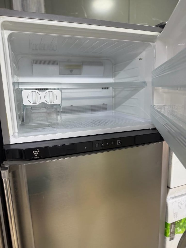 Buzdolabı Sharp XL A+++ inox - 5