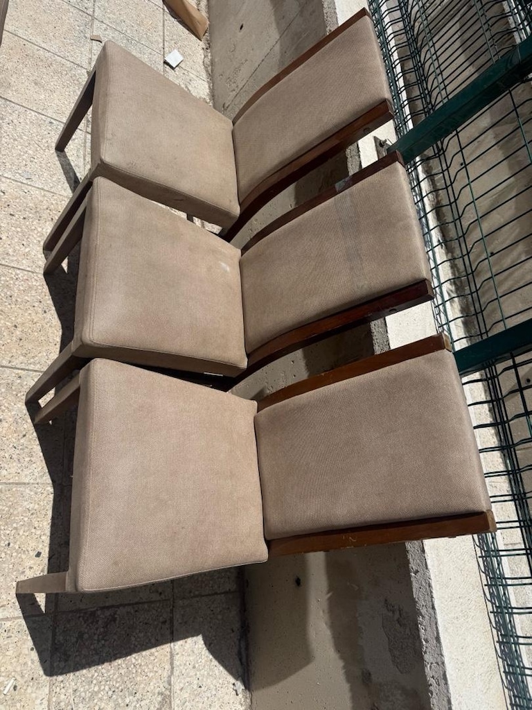 sorunsuz sandalye elimde 16 adet vardır - 4