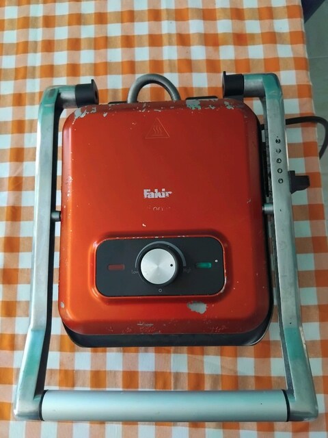 Fakir Tost Makinası