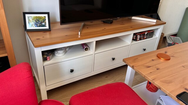 Ikea Hemnes TV Ünitesi