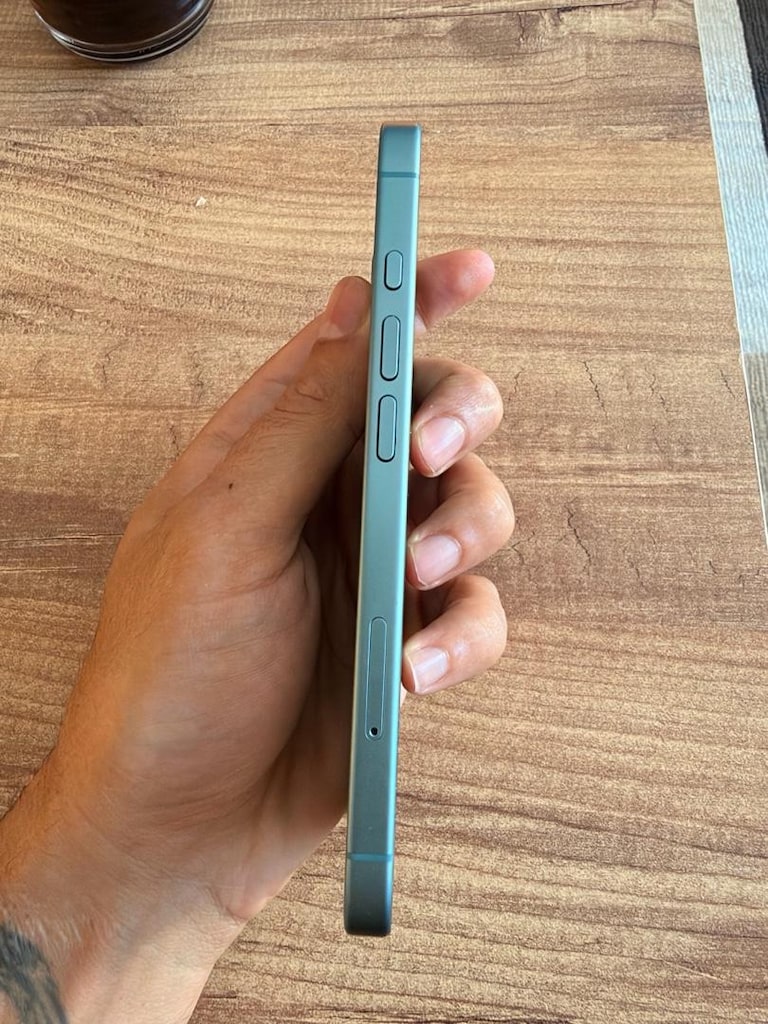 İphone 16 - 256 GB çok temiz - 5