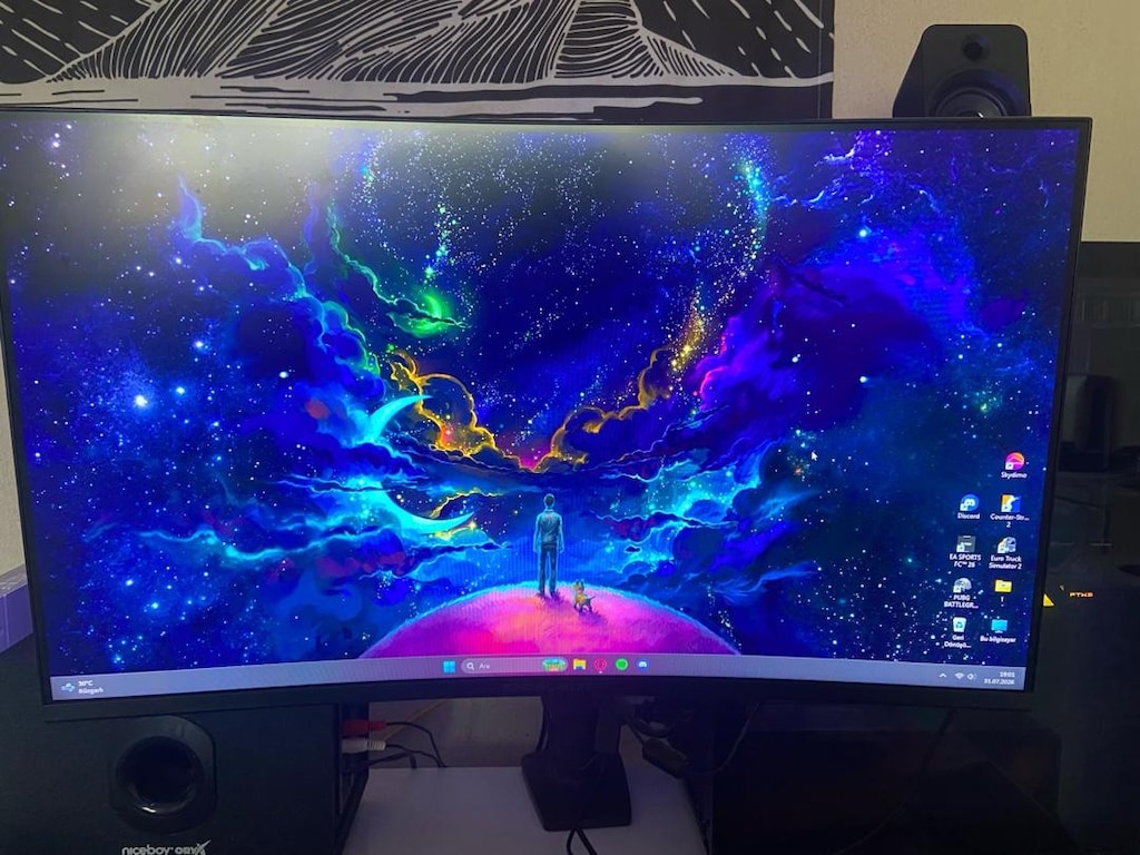 Casper Excalibur 24inç 200Hz 1Ms Curved G-Sync/FreeSync Gamer Monitör - 2