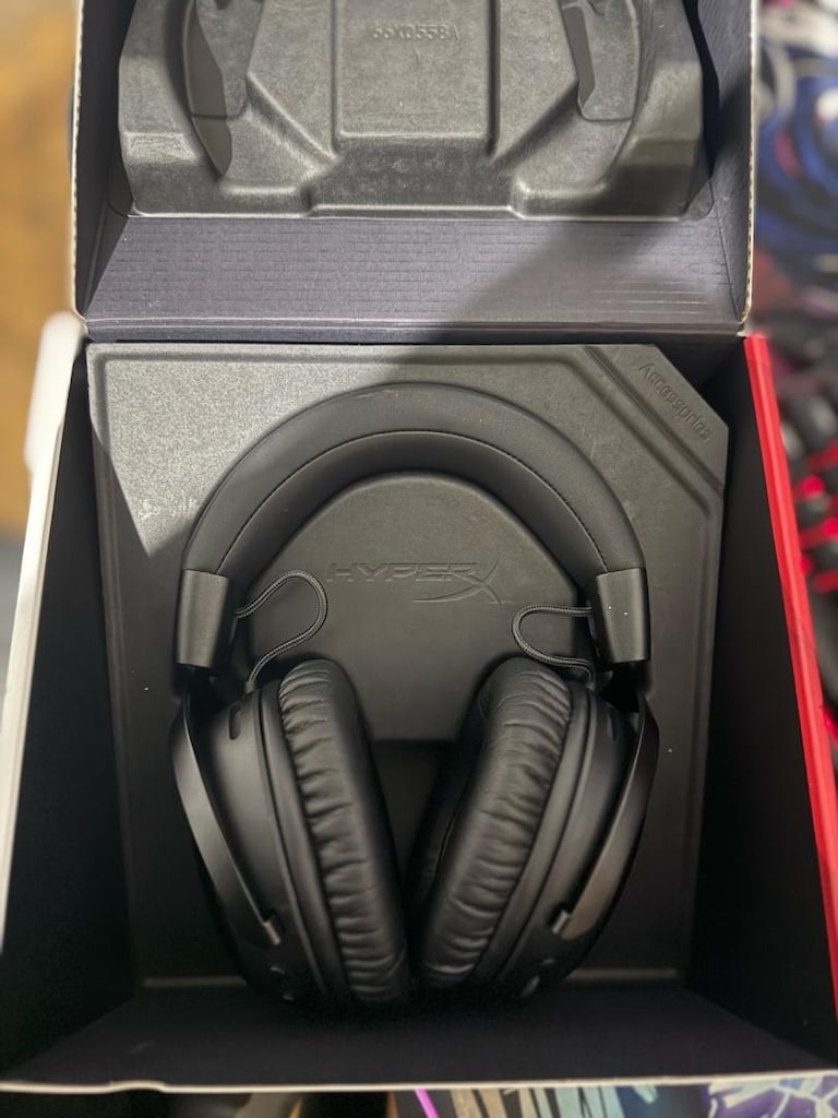 HyperX Cloud III Wireless – Sıfır - 2