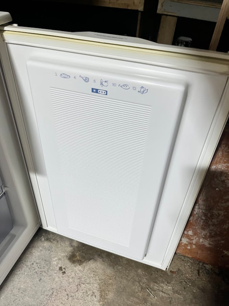 VESTEL DDP-S1101W A+ 3 ÇEKMECELİ DERİN DONDURUCU - 3