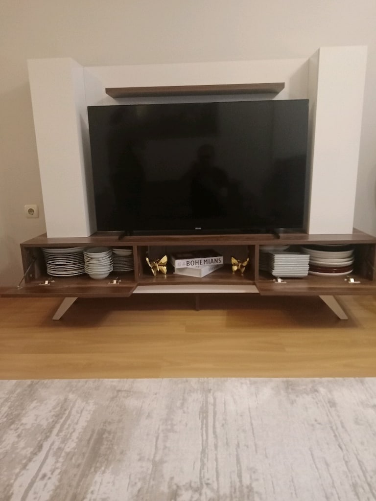 TV Ünitesi - 2