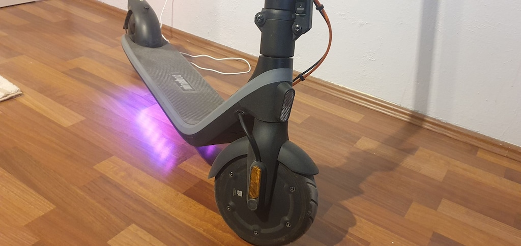 Segway Ninebot E2 Plus 500W Kickscooter Scooter Elektrikliscooter - 7