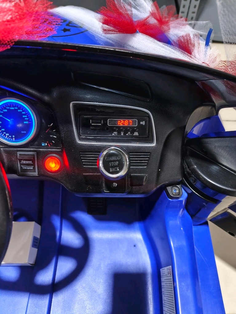 (AnkaCar çocuk oto galeri)GARANTİLİ 2 MOTOR KUMANDALI AKÜLÜ ARABA - 12