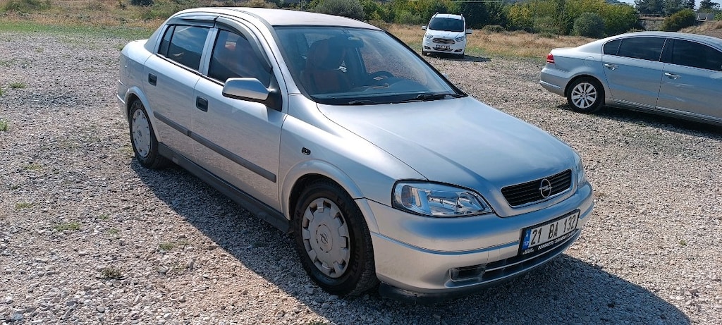 Memurdan Opel Astra 1.4 - 6