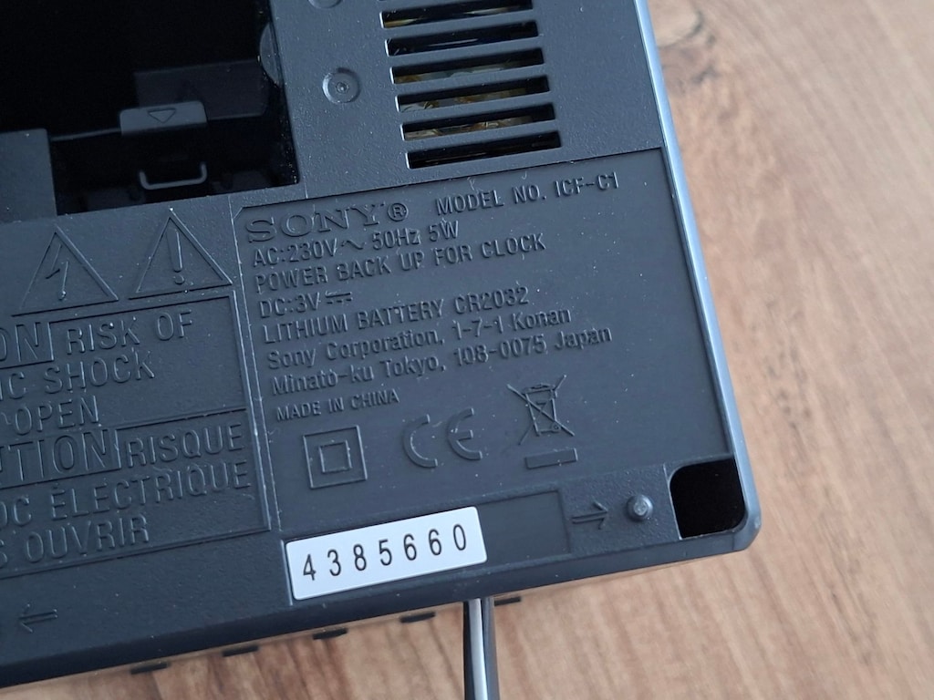 Sony ICF-C1 LED Ekranlı Alarmlı Çalar Saatli Radyo - 5