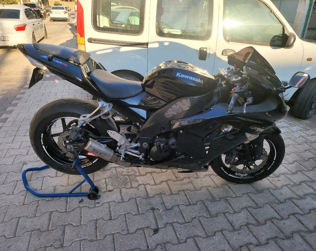 kawasaki zx10r - 12
