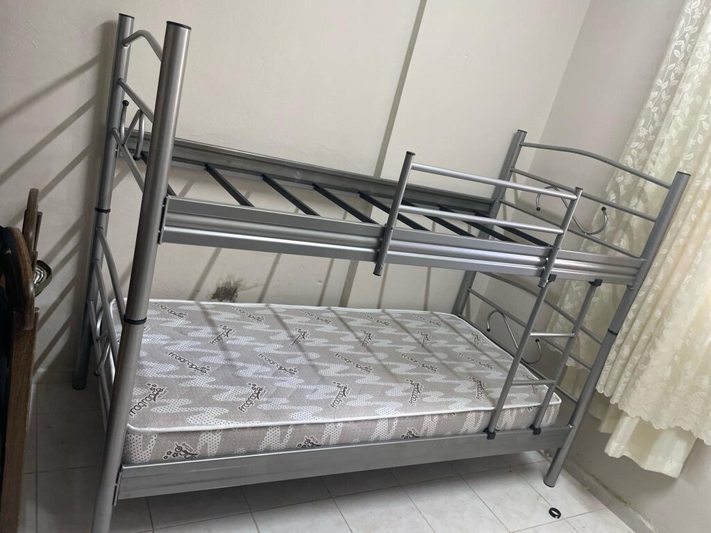 Tek kişilik metal ranza ve 2 yatak - 5