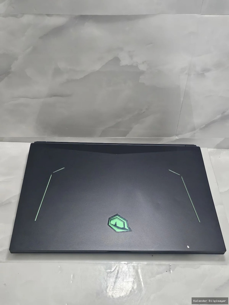 Monster A7 V13.2 i5 11400H RTX 3050 ti 8GB Ram 512GB SSD 17.3 - 4
