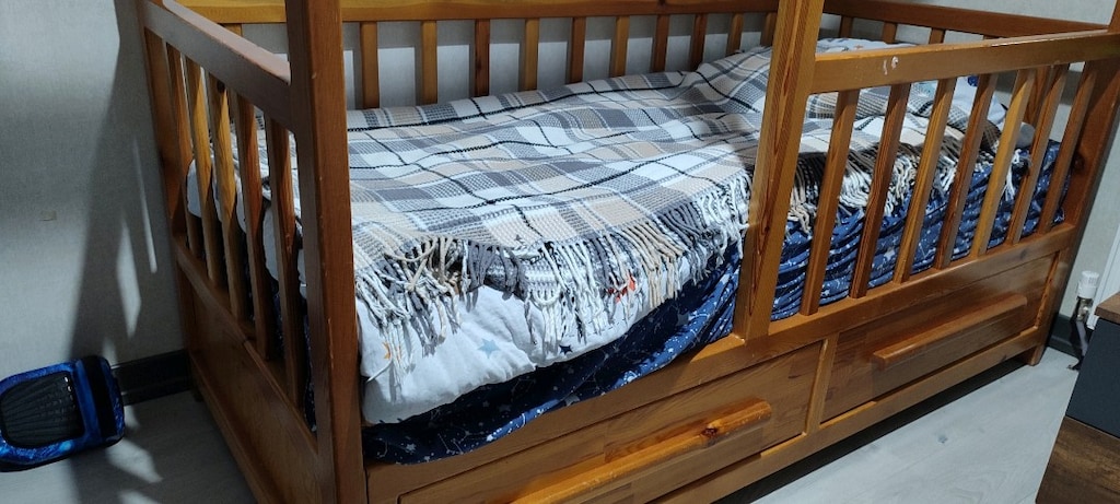Çok temiz Çam ağacından yapılma Montessori Yatak. - 4