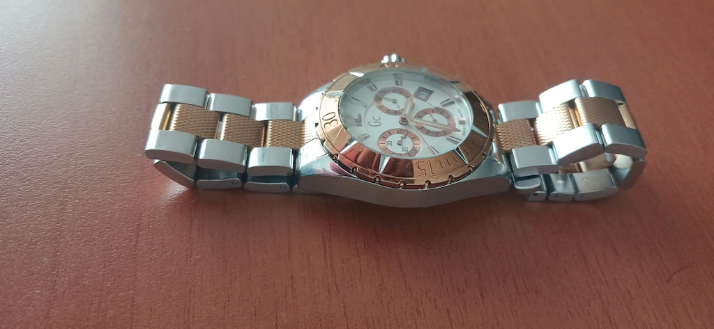Gc (Guess Collection) Swiss Made Kronograflı unisex Saati - Tertemiz - 3