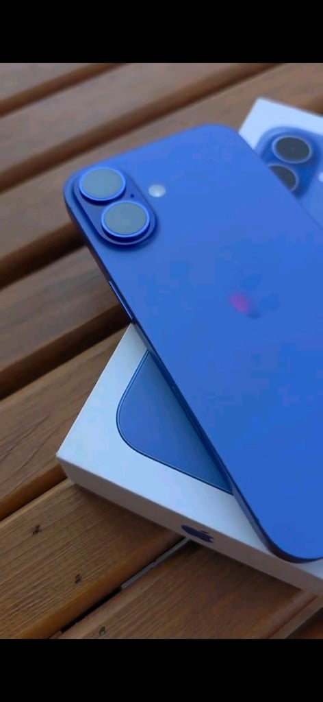 IPHONE 16 128 GB BLUE - 4