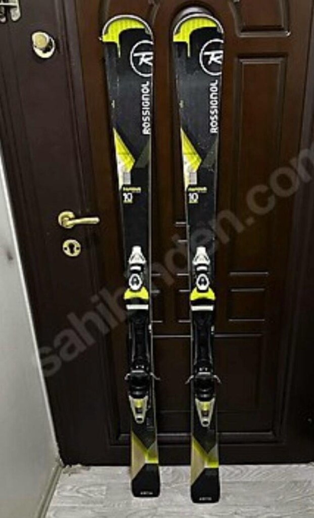 Rossignol marka .Famous 10 Carvig Skis +NX 11. Fluid Binding