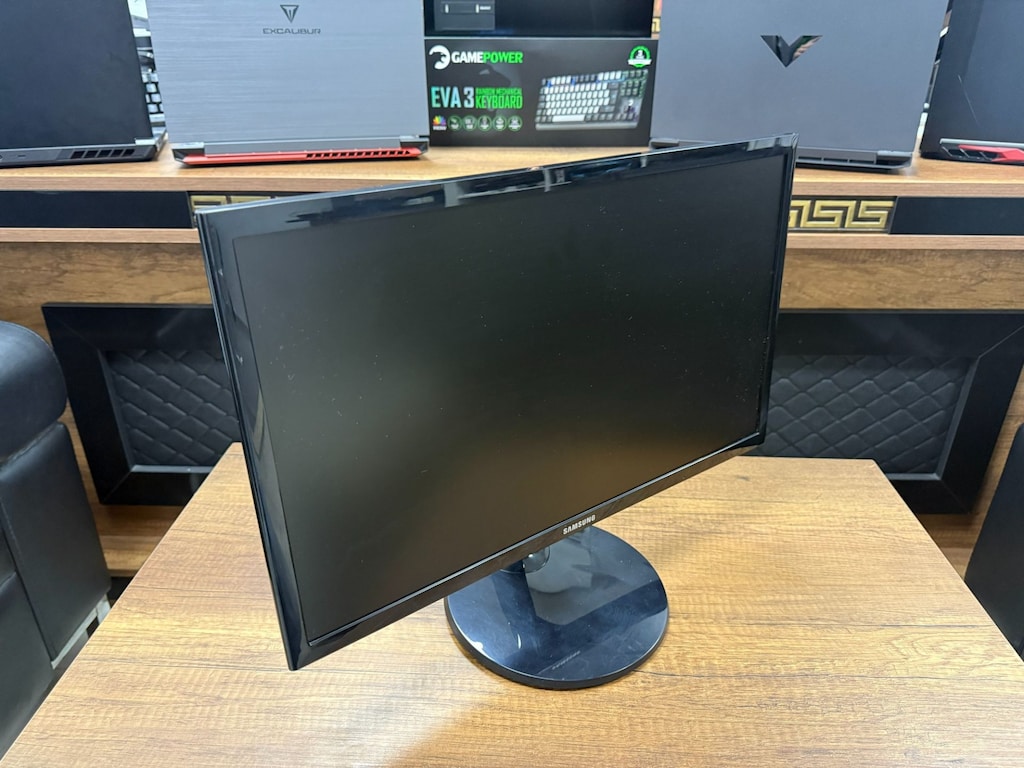 Samsung S22F350THM 21.5" Monitör - 4