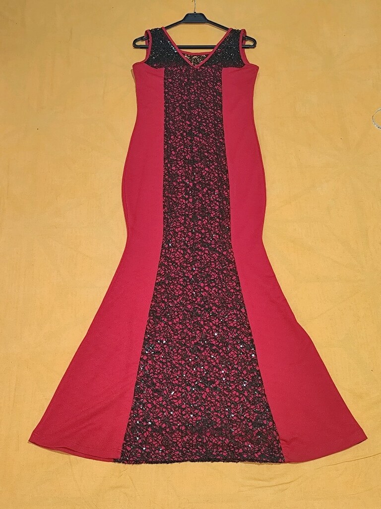 Çeşit SIFIR L - XL Abiyeler 750 TL - 12