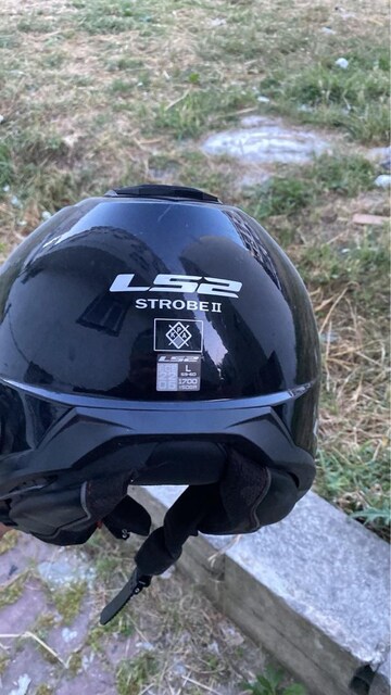 Ls2 kask