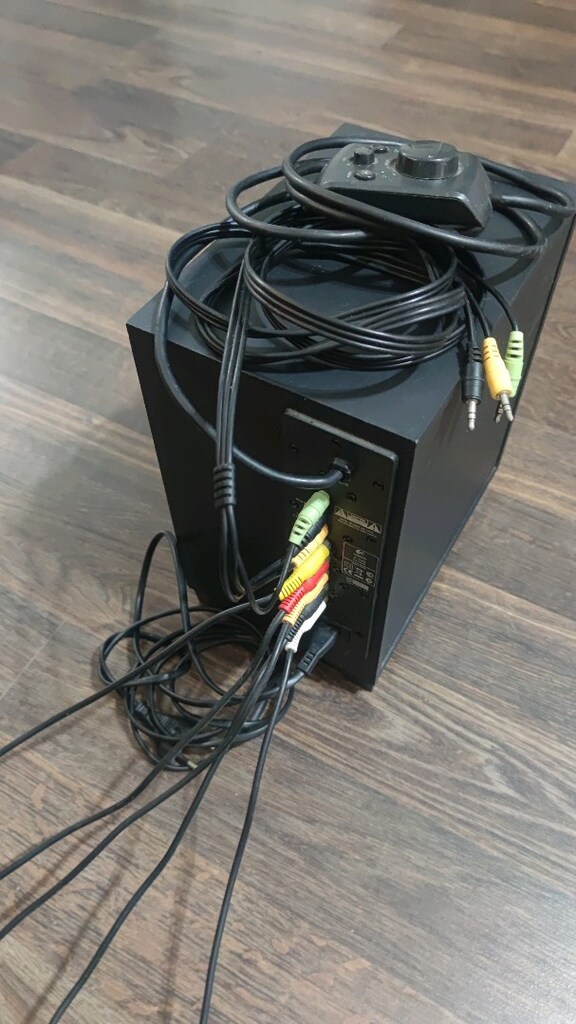 LOGİTECH X-540 5.1 SURROUND SES SİSTEMİ/ ÇOK TEMİZDİR - 6